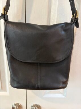 Coach Black Leather Vintage Y2K Crossbody Flap Messenger Bag